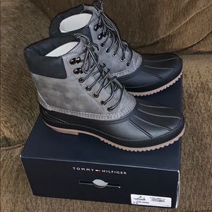 Tommy Hilfiger Mens Gray Boots